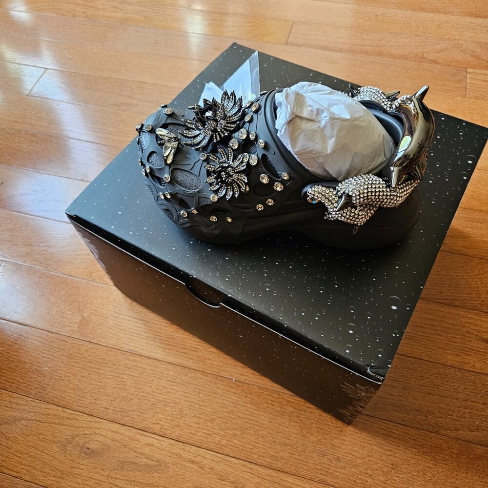 Crocs x Swarovski Platform Bae Clog Crystals Black Collab - Picture 3 of 5